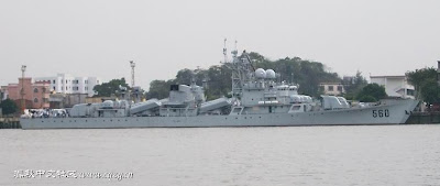 China Defense Blog: Two Jianghu class (Type 053H) class FFG related