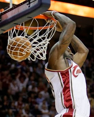 lebron james dunking on kevin kevin garnett dunking on kobe. lebron james dunking on kevin