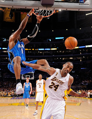 Kobe Bryant Kiss. Dunks On Kobe Bryant