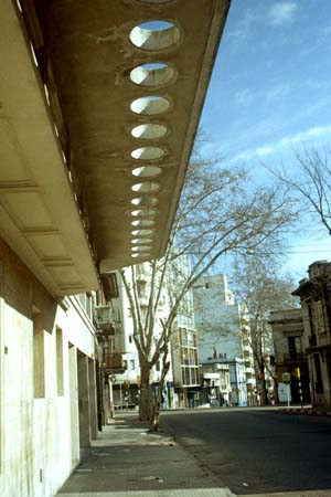 ..................................................................