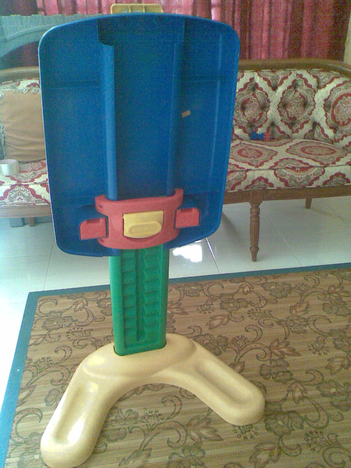 MyBundleToys Little Tikes Paper Clip Easel