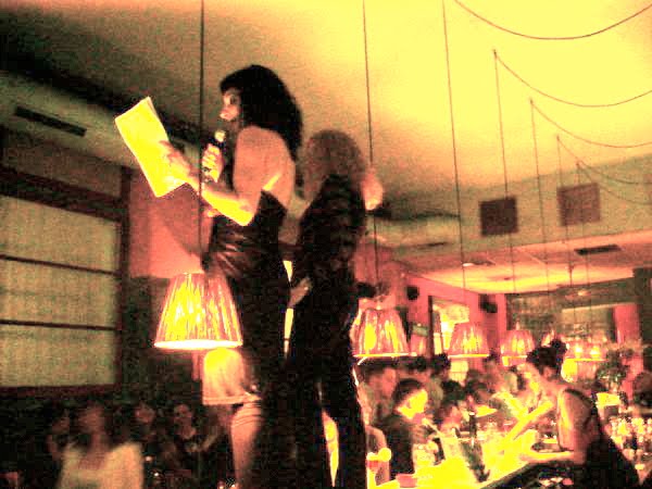 recital Margarita Blue mayo 2010 2 recital Margarita Blue mayo 2010 - Roser Amills, escritora mallorquina