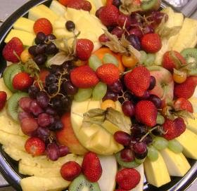 [Fruit+plate.JPG]