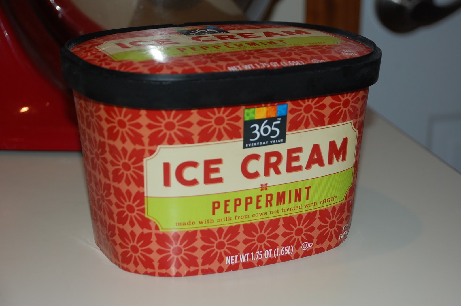 Scoopalicious Perfect Holiday Ice Cream Whole Food's Peppermint