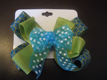 Turquoise/Green Bow #B16