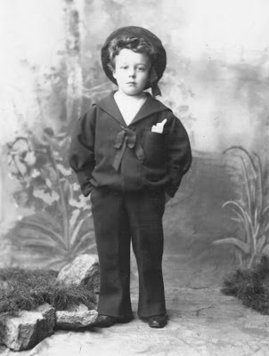 tour scotland photographs and videos old photograph boy from