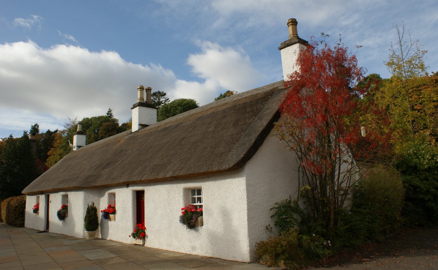 [October+16th+Photograph+Glamis+Village+Scotland.jpg]