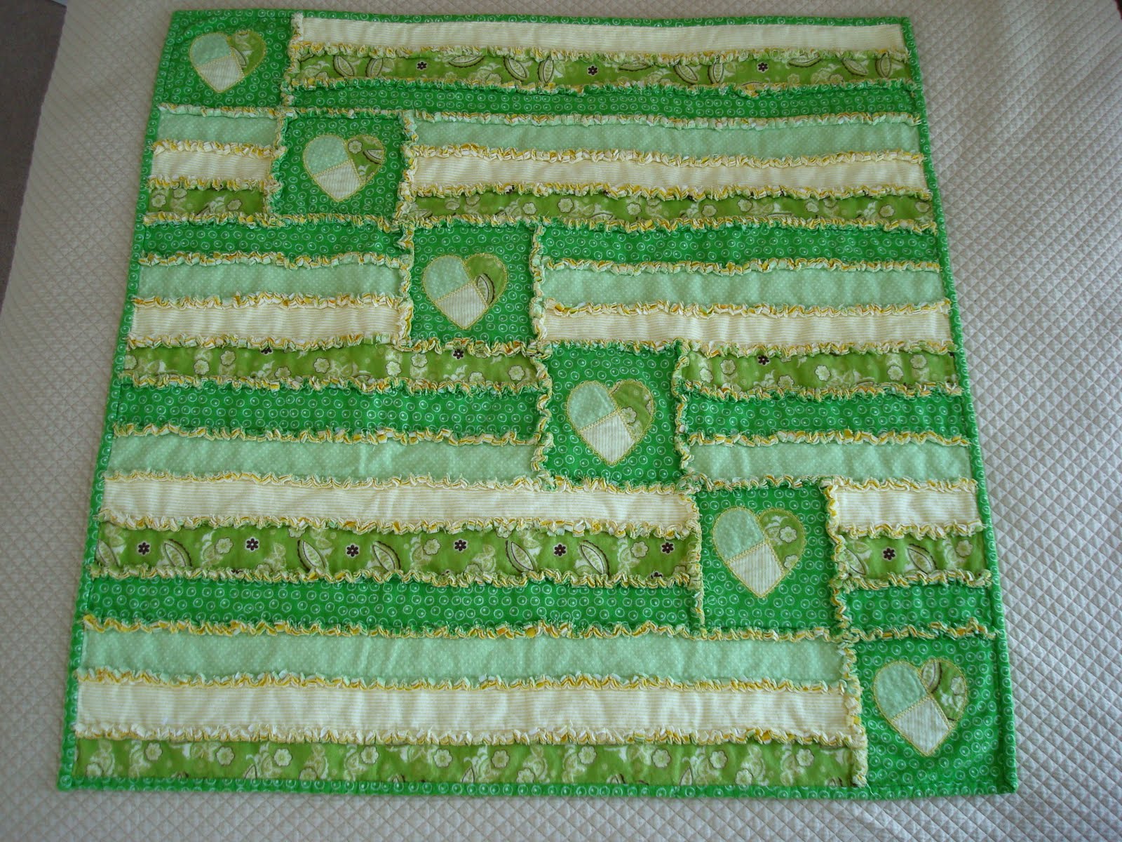 Closet Crafter Rag Heart Baby Quilt
