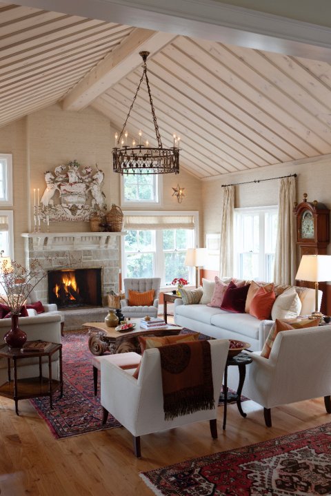 Sarah HGTV Farmhouse Living Room