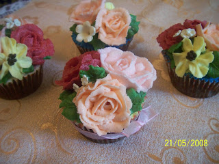 Dogwood+flower+cake