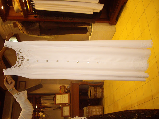 Uluwatu White Lace Dress, Button-Down Fr ont
