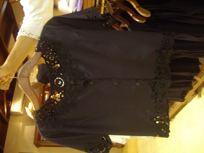 Uluwatu Black Lace Mid-sleeve Blouse, Rounded Scoop Neck