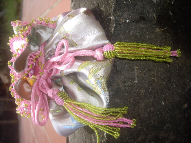 SATIN-SILK JEWELRY BAG.  PALE MINT GRAY EXTERIOR, BABY PINK LINING INSIDE