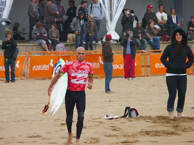 billabong pro mundaka. primera ronda en sopelana