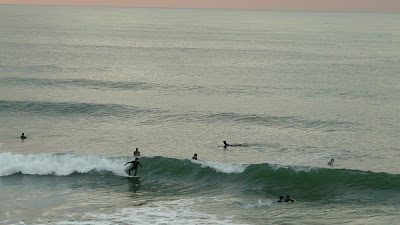 Sesión de surf del 27 de Noviembre del 2008 - Sopelana- Puesta de sol