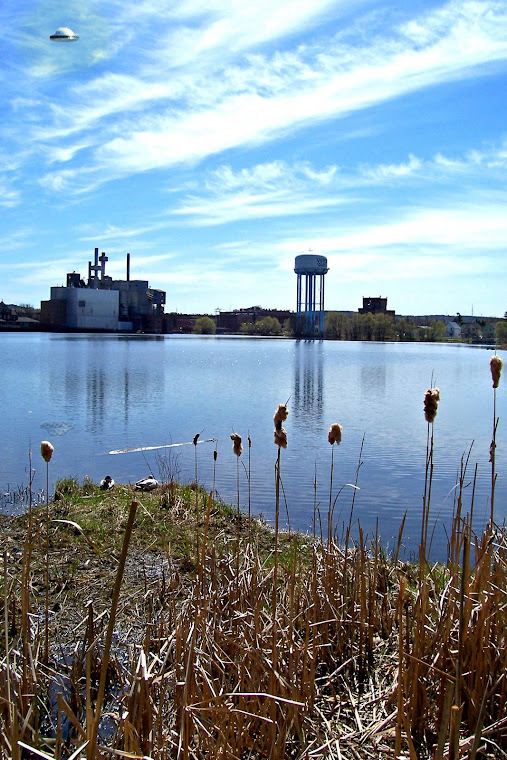 UFO over Silver Lake in Virginia, Minnesota .