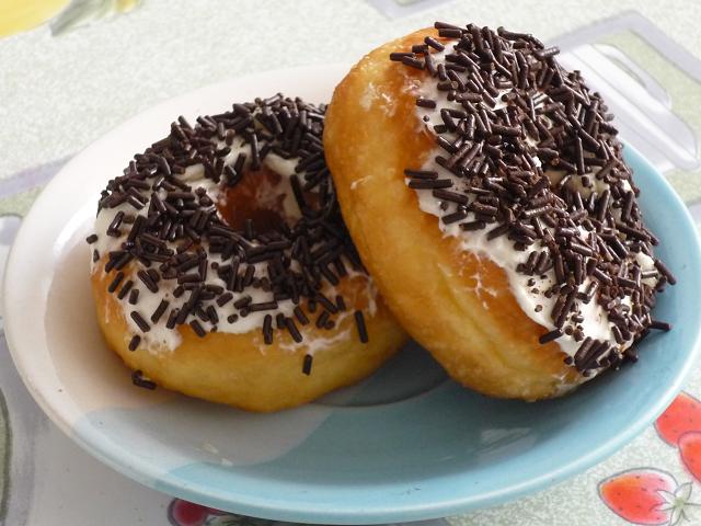 Donat Keju, Coklat