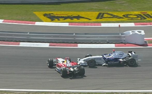 [Heidfeld+Schumacher+crash+Nurburgring.JPG]