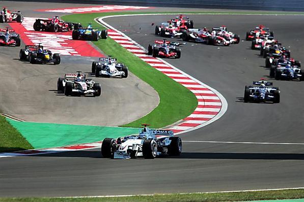[Istanbul+Park++Curva+1.jpg]