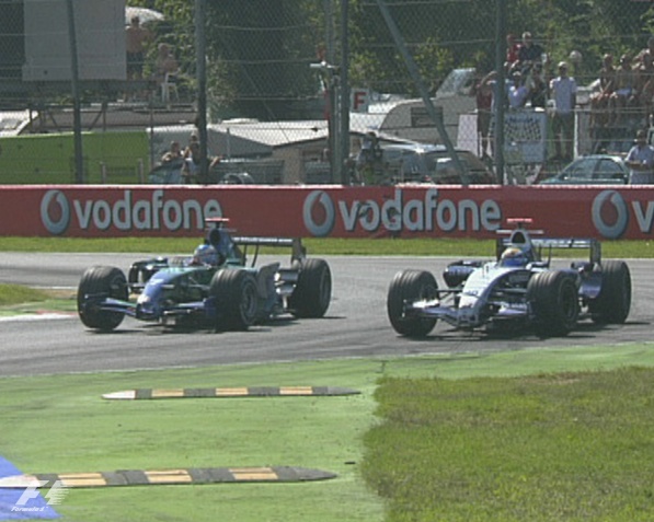[Button+paralelo+Rosberg+Monza+2007.jpg]