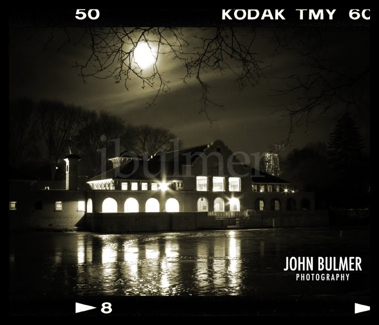 [boat_moon_blog.jpg]