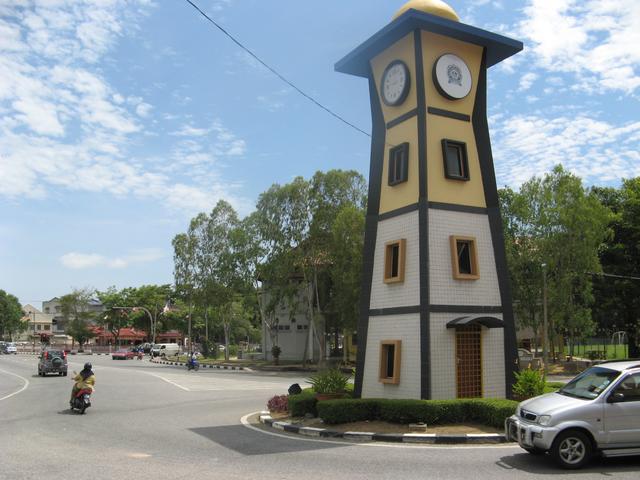 HAZIM TERRITORY: PARIT BUNTAR