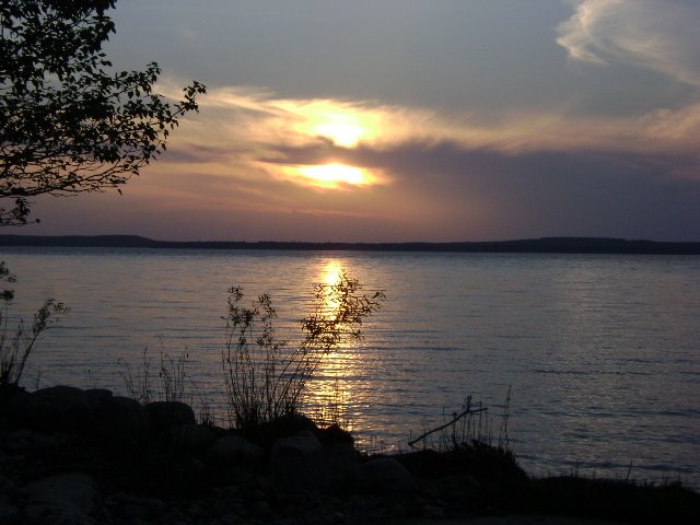 [Pakwash+Sunset+2008.JPG]