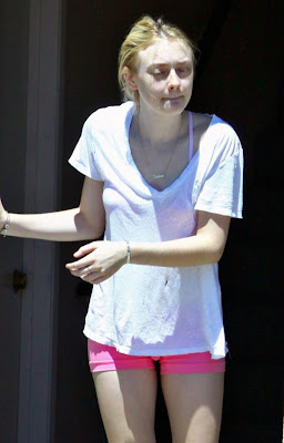 dakota fanning fansite