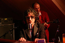 Letra de Raros peinados nuevos de Charly Garcia MUSICA - Raros Peinados Nuevos Letra