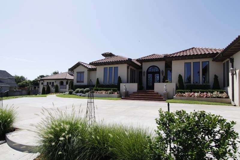 Tulsa Voice Some of South Tulsa's Finest Luxury Homes for Sale...