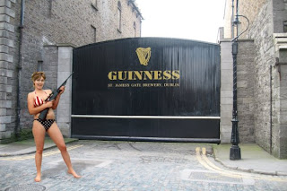 Sarah Palin at St. James Gate, Dublin Sarah Palin at St. James Gate, Dublin