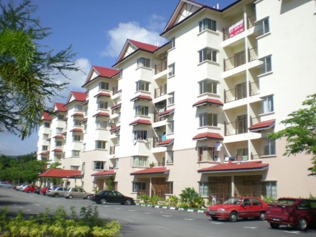 HOMESTAY: Apartment Homestay.