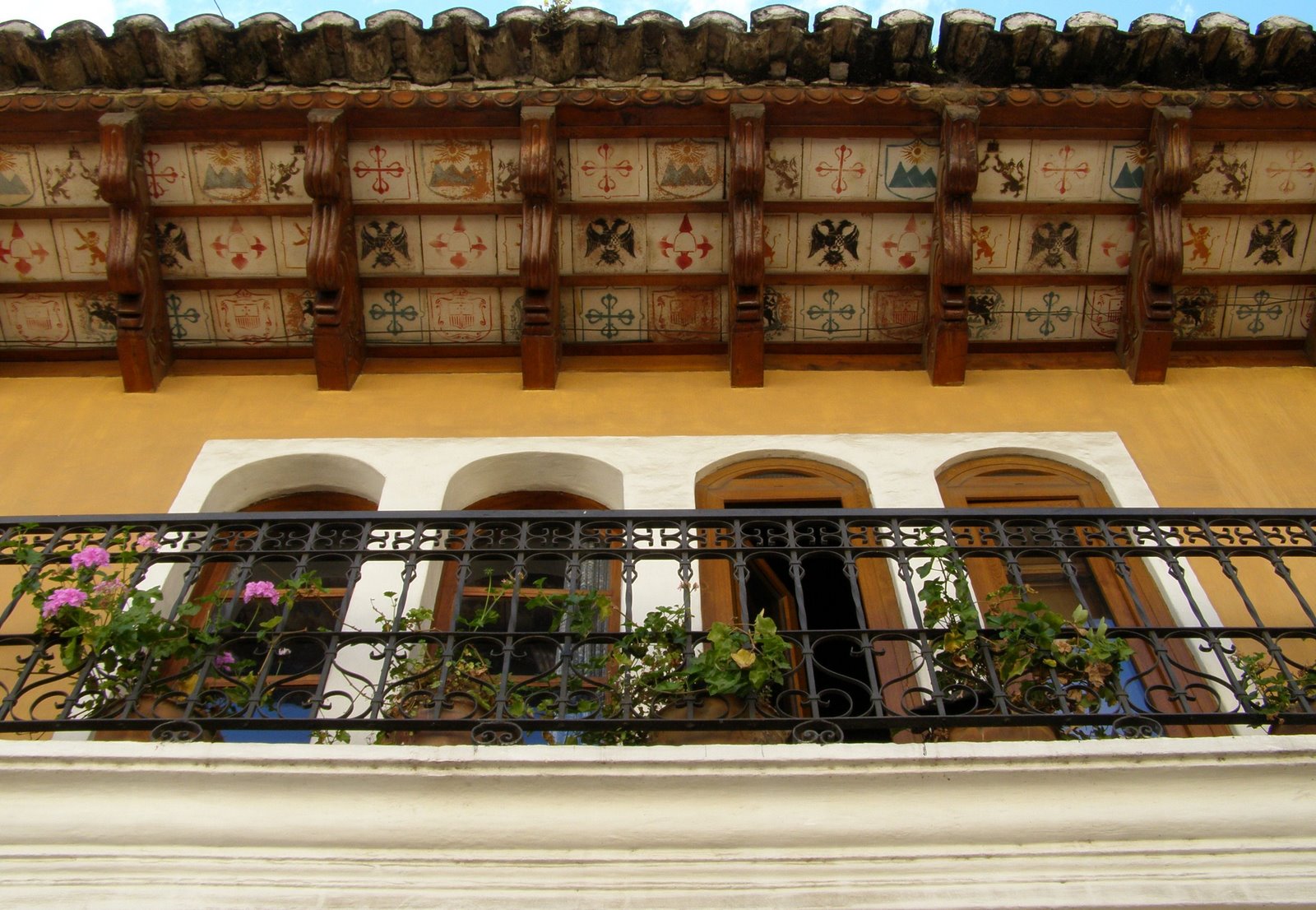 tile soffit, la antigua guatemala