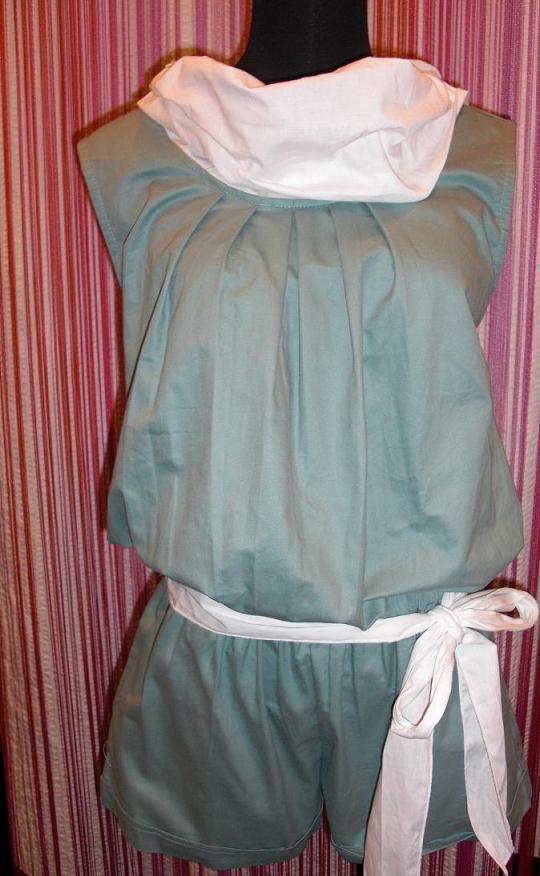 TC 6000 - 2 tone Light Pastel Green and white romber set