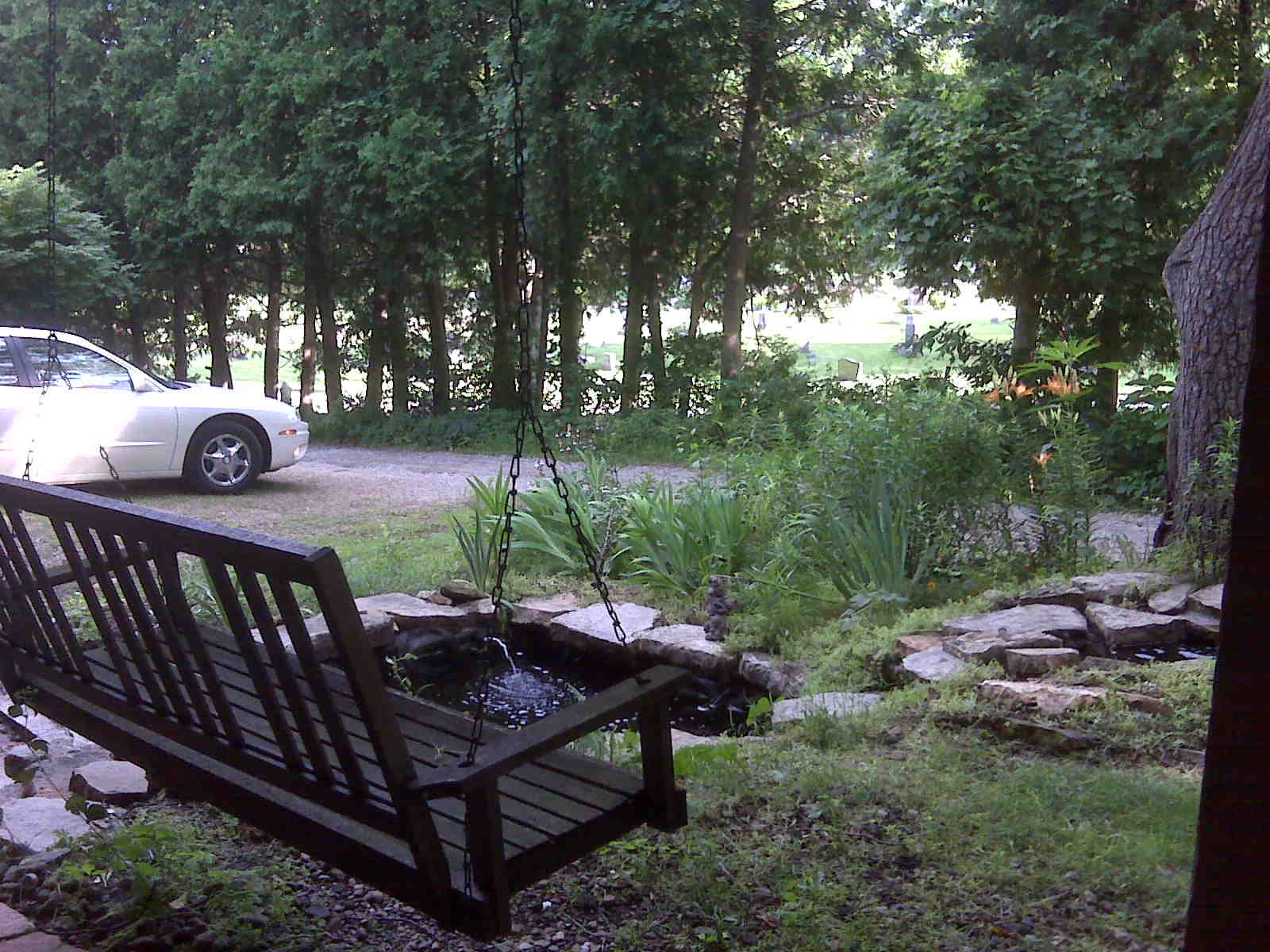 [Casto's-back+of+fountain]