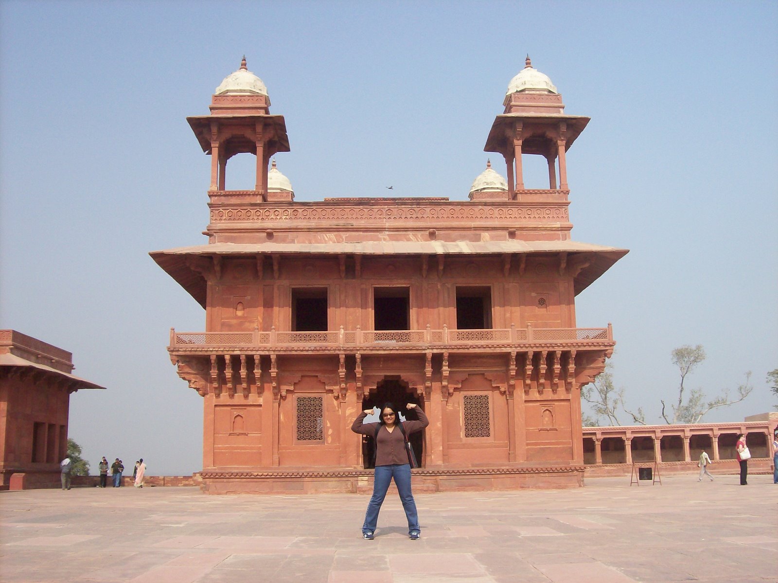 [AtAkbarsPalace1.jpg]