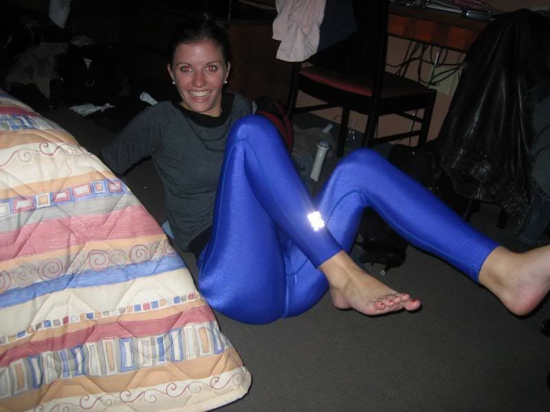 Spandex Girls Girls in lycra and spandex leggings