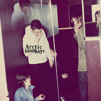 ¿Qué estáis escuchando ahora? - Página 2 Arctic+Monkeys+-+Humbug+(2009)