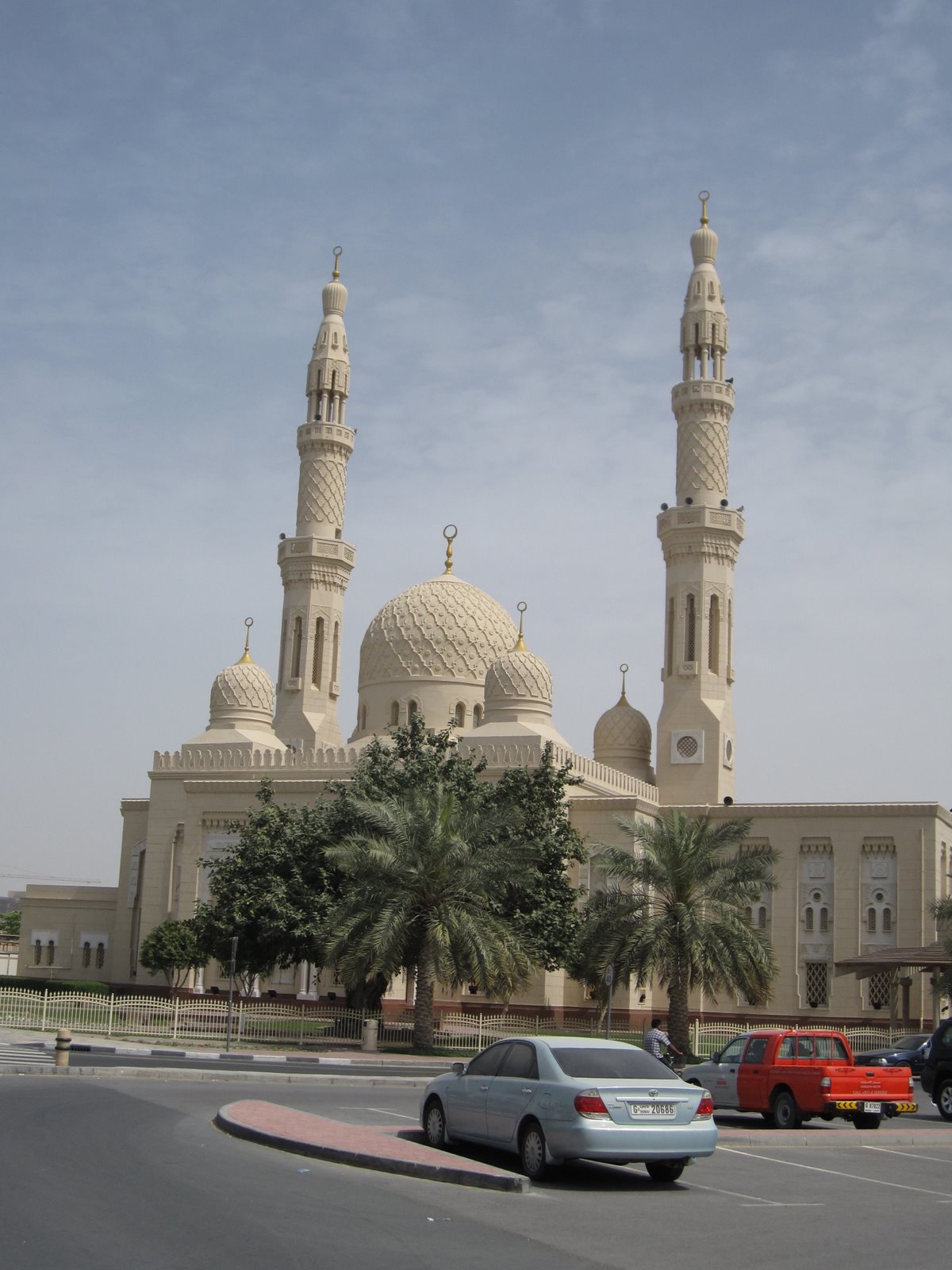 [Jumeirah+Mosque.JPG]