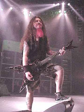 Dimebag Darrell (Agosto 20 de 1966-Diciembre 8 de 2004)