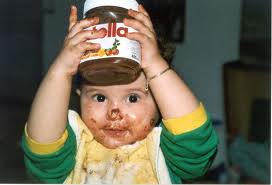 Baby+covered+in+nutella.jpg