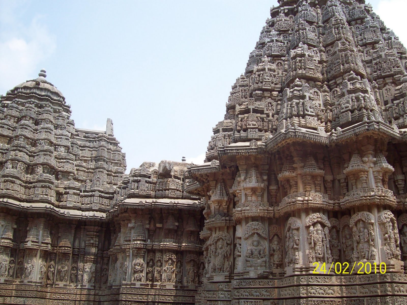 [temple-2.JPG]