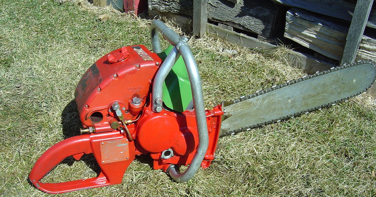VINTAGE CHAINSAW COLLECTION HOMELITE 17