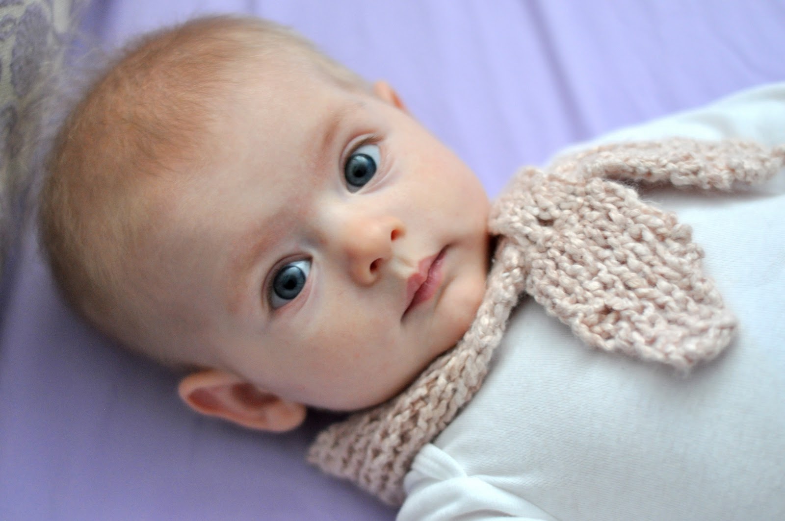 http://4.bp.blogspot.com/_4rJjxfMELFY/TUiOpNPSDKI/AAAAAAAAG6w/8GlQ1KG9Z_c/s1600/Knitting_Soakers%20and%20Scarflette%20for%20Baby_DSC_1795.jpg