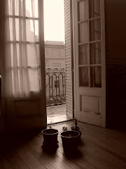 Doorway in Argentina, June 2004