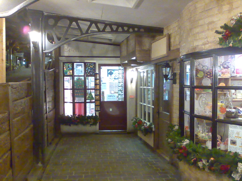 [091120091242-772444.jpg]