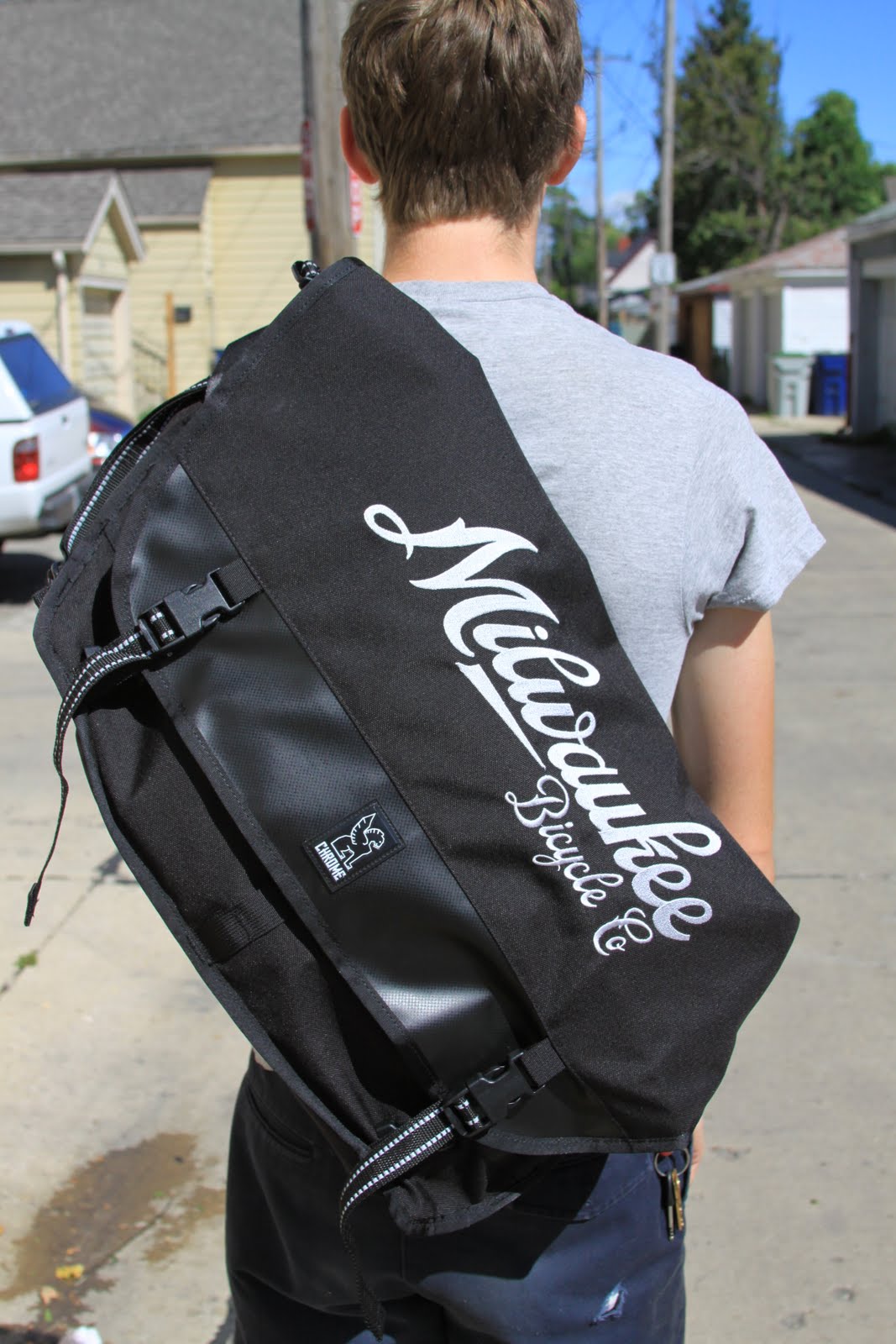 Ben's Cycle New Milwaukee Chrome Bags!