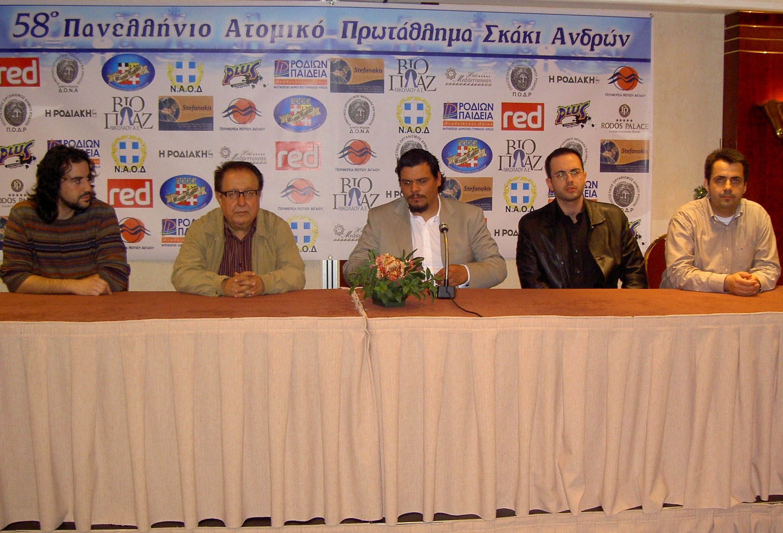 [PICT0081.JPG]