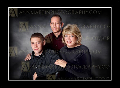 Plano family picture or portrait pose example