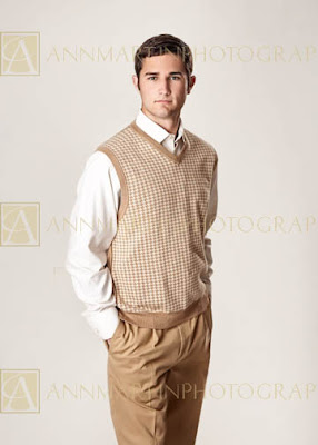 Plano Texas high school senior graduation photography pictures examples poses
